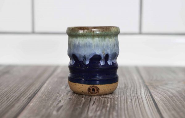 navy and blue twisted tumbler